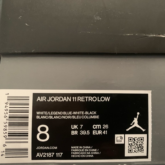 All white low top 11s - Picture 4 of 4